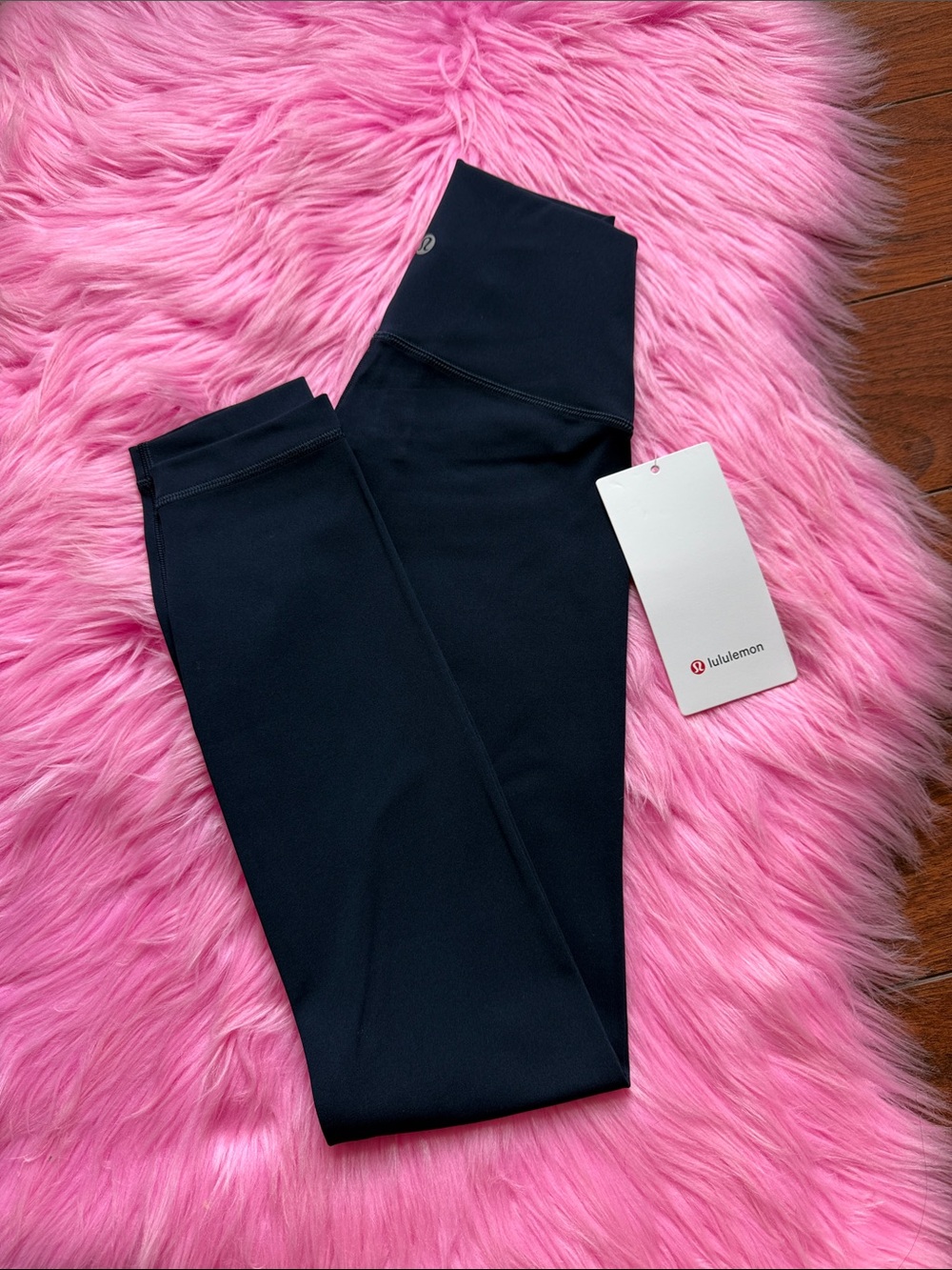 Lululemon size 4 Wunder under HR 25” luxtreme true navy NWT